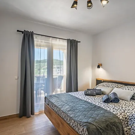 Apartman Milina - *